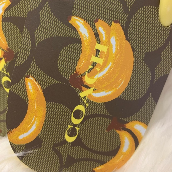 Spanking Brand New COACH Flip Flops w/ Banana Print😋Unisex - Picture 3 of 16